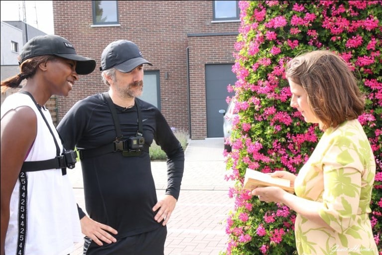 ‘Vive la vie’: Elodie en Jeroom rennen in het spoor van Reynaert door Lochristi
