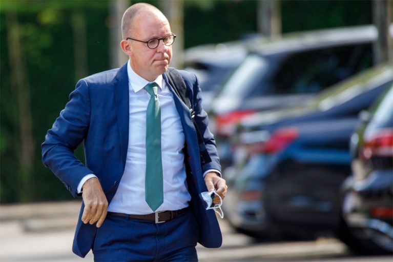 Cruciale vergadering Pro League: slechts zeven van de twaalf kandidaten halen voldoende stemmen voor zitje in raad van bestuur