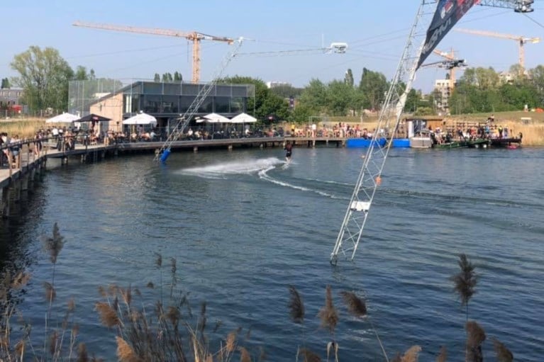 Nieuw feestconcept: dobberen op Galgenweel in je eigen bubbel