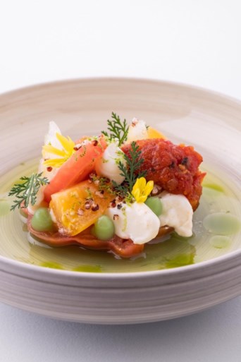 Sterrenchef serveert pop-updiners op het water in Antwerpen