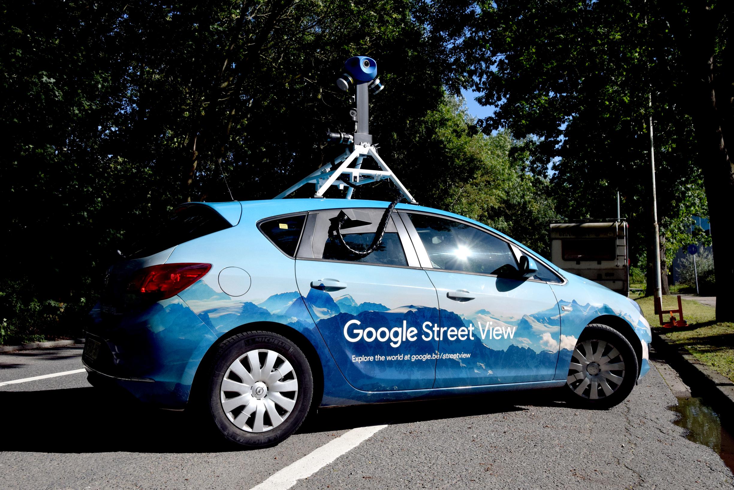 Visser Afm Toerist Google Street View-auto rijdt opnieuw rond in ons land: hoe werkt dat en  mag alles zomaar gefotografeerd worden? | Het Nieuwsblad Mobile