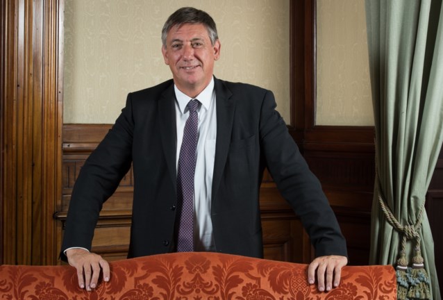 Jan Jambon: "Samen rug rechten en gemeenschapsgevoel ...