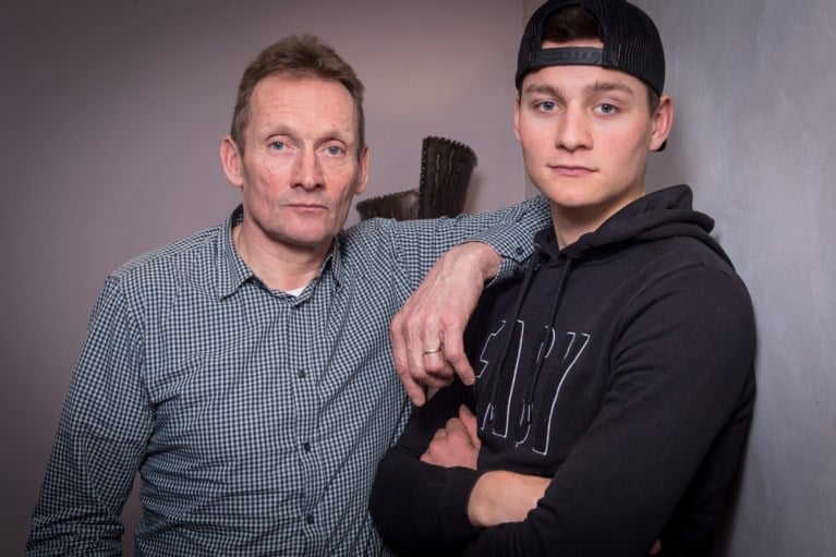 Adrie van der Poel over het superdrukke wielerseizoen van zoon Mathieu: “Ik hoop dat hij Parijs-Roubaix wint”