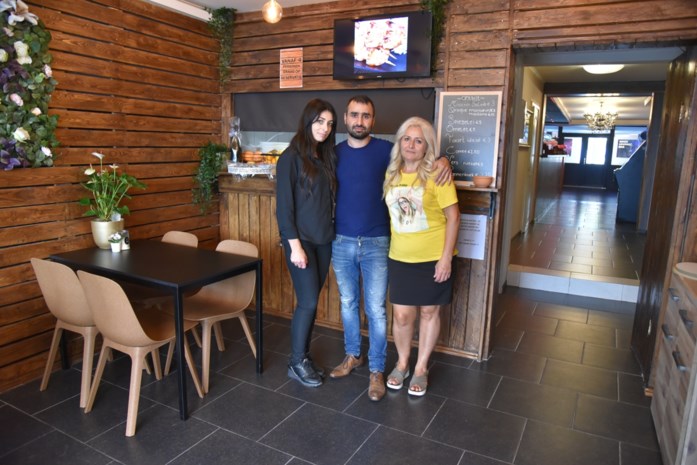 Bokser schoolt zich om tot restauranthouder: loungebar ...