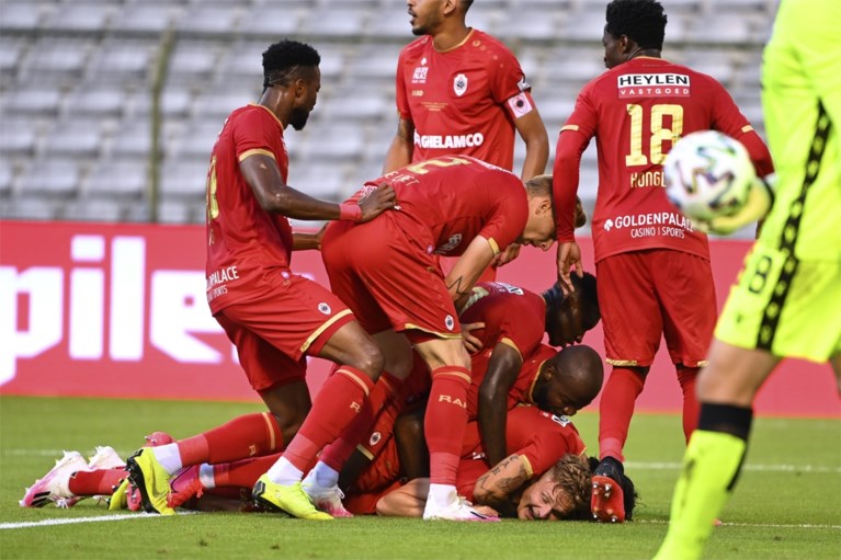 Geen dubbel voor Club Brugge: uitgerekend Lior Refaelov bezorgt Antwerp eerste prijs sinds 1992