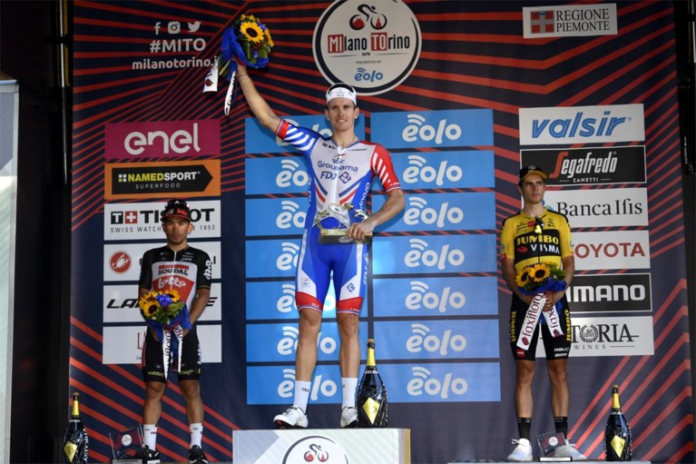 Arnaud Démare sprint naar de zege in Milaan-Turijn, Wout van Aert derde