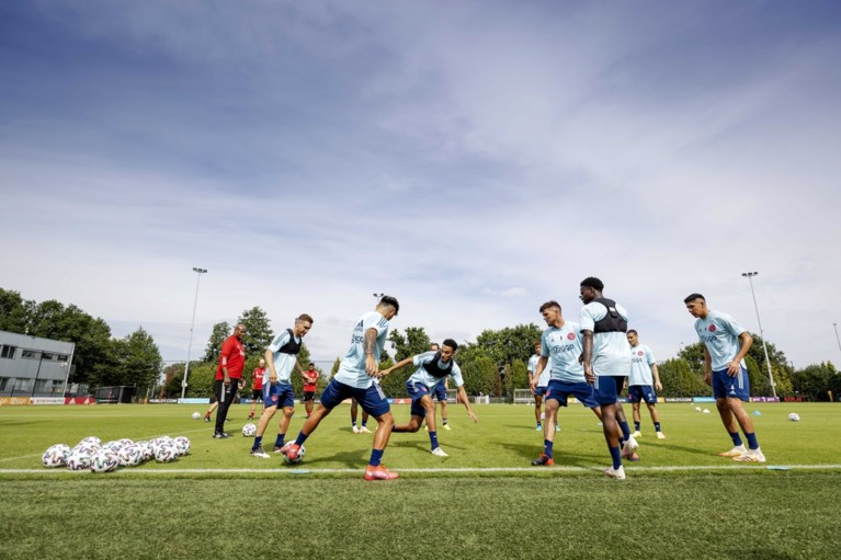 Corona sloeg toe in Ajax-selectie: 13 leden hebben antistoffen in hun bloed