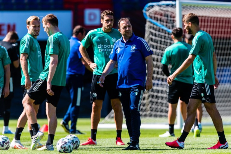 Intussen in Nederland: Feyenoord traint voor ruim duizend fans in De Kuip