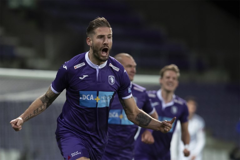 CLUBNIEUWS. Turkse topclub denkt aan Obbi Oulare, Cercle Brugge heeft nieuwe TD beet