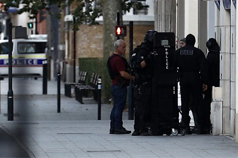 Gijzeling in bank Le Havre voorbij