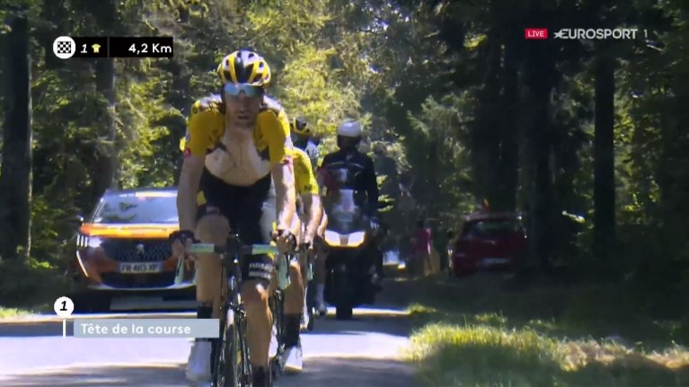 Froome maakt indruk als helper, maar Bernal moet het (opnieuw) afleggen tegen Roglic in loodzware bergrit in de Tour de l’Ain