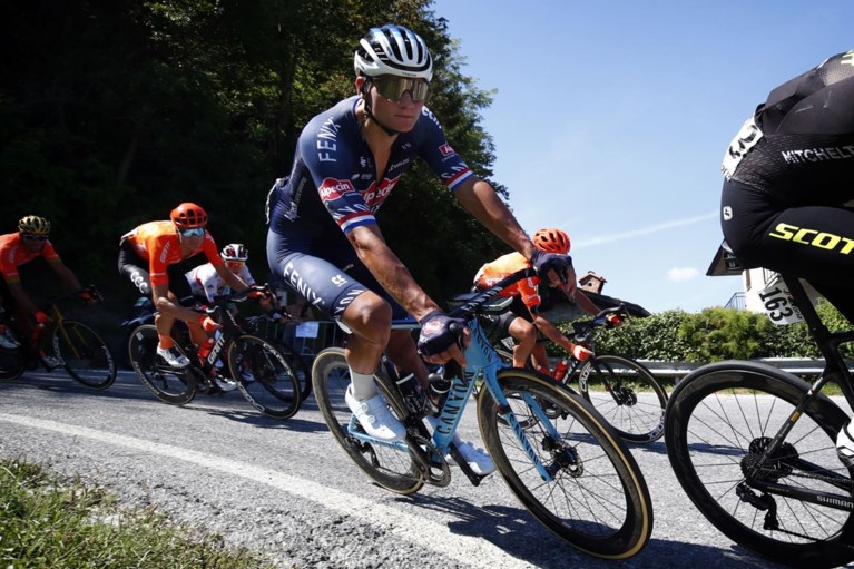 Mathieu van der Poel blijft positief ondanks 13de plaats in Milaan-Sanremo: “Niet het gehoopte resultaat, maar gevoel dat het in stijgende lijn gaat”