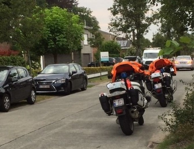 Gentse politie zet tientallen foutparkeerders op de bon aan populaire zomerbar