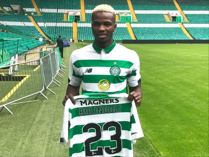 Schotse premier en kampioen Celtic woest nadat Boli Bolingoli quarantaineregels zwaar met de voeten treedt: “Onaanvaardbaar!”
