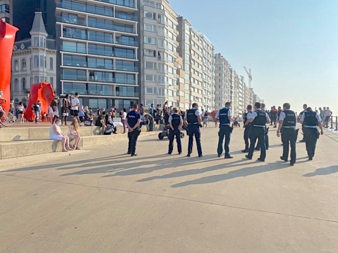 Tumult op strand Oostende, politie massaal ter plaatse