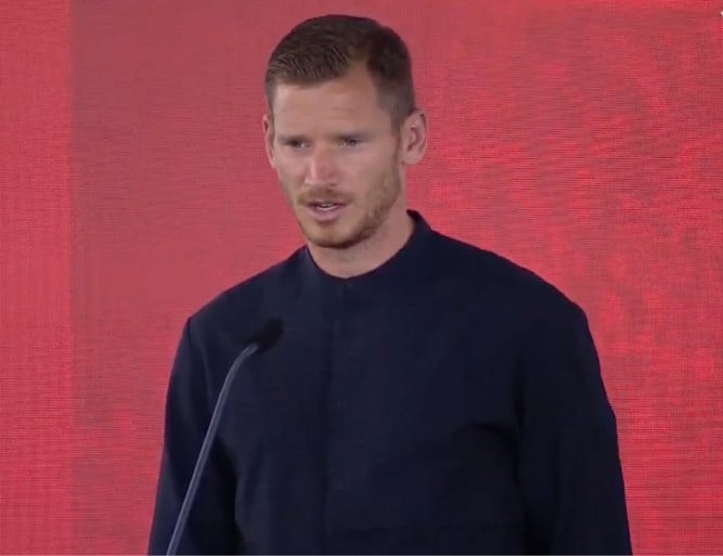 Jan Vertonghen voorgesteld bij Benfica: “Alleen maar lovende woorden van Witsel en hij heeft nog niet gelogen”
