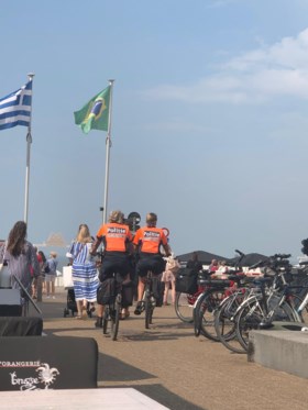 Na de rellen, de rust: muisstil ‘topweekend’ aan de kust, waar “handelaars de dupe zijn”