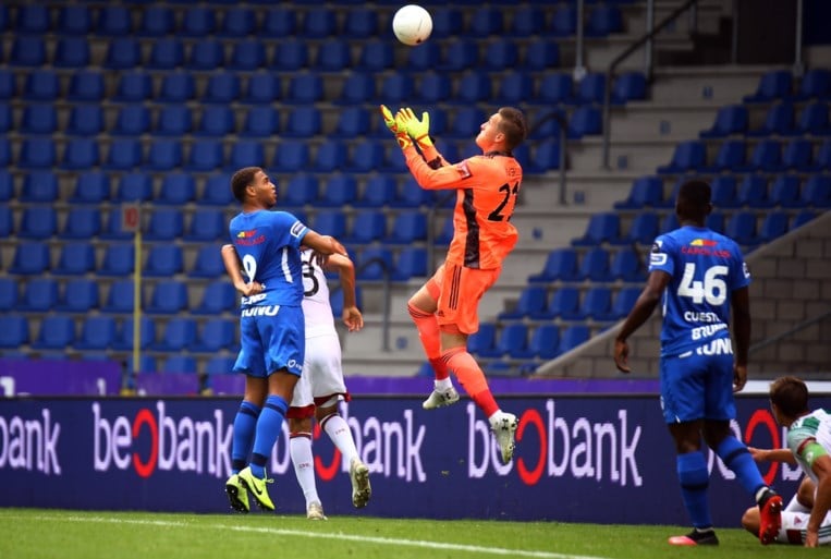 Genk blijft op gelijkspel steken tegen halve reserveploeg van OH Leuven na late treffer