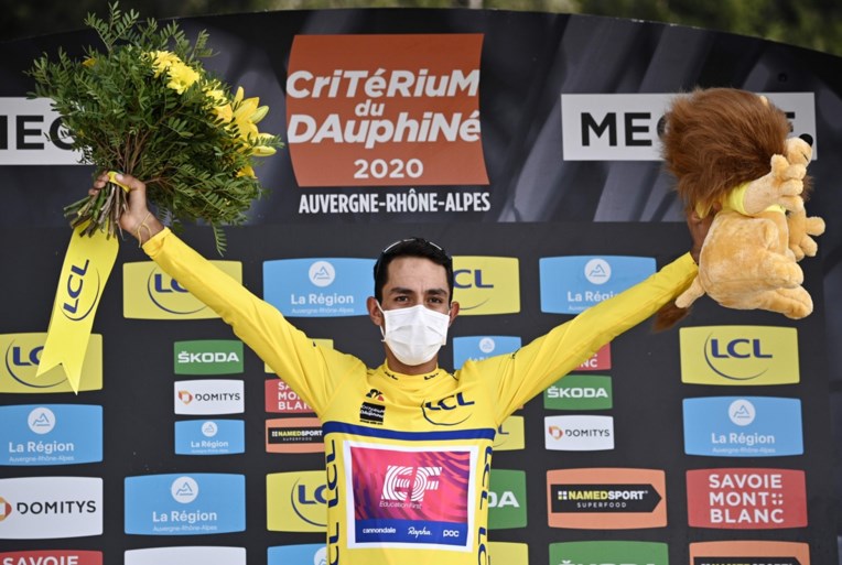 Helper Sepp Kuss profiteert optimaal van uitvallen Roglic, Daniel Martinez pakt verrassend eindzege Dauphiné