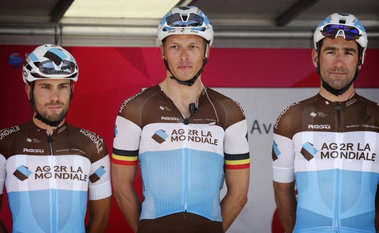 TOURPLOEGEN. Twee Belgen van Trek-Segafredo op ludieke wijze voorgesteld, Oliver Naesen enige landgenoot bij AG2R