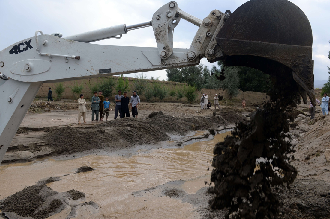 Tientallen Doden Bij Hevige Overstromingen In Noorden Afghanistan | Het ...