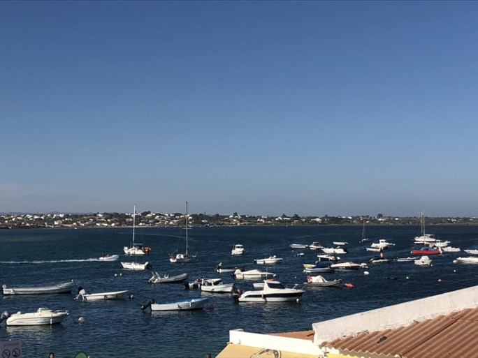 Dobberen naar andere eilanden en hartvormige rotsen: tips voor wie de Algarve wil verkennen