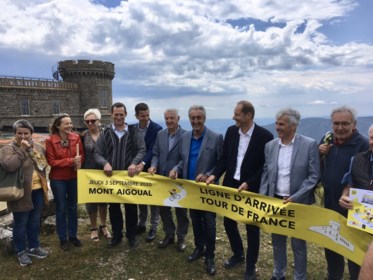 Tour De France 2020 Etappe 6 Le Teil Mont Aigoual Verr Het Nieuwsblad Mobile