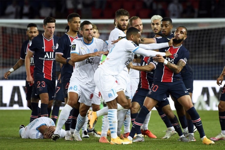 PSG verliest nu ook van Marseille in wedstrijd met vijf rode kaarten in het slot, ook Neymar op de bon