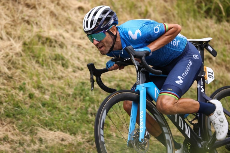 ‘Opa’ Alejandro Valverde (40) bereidt zich in Tour rustig voor op… WK in Imola