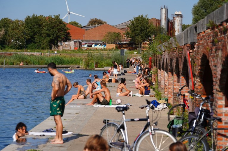 Indian Summer in Gent: water en kades vol zonnekloppers