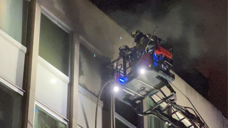 Appartement onbewoonbaar na brand in keuken