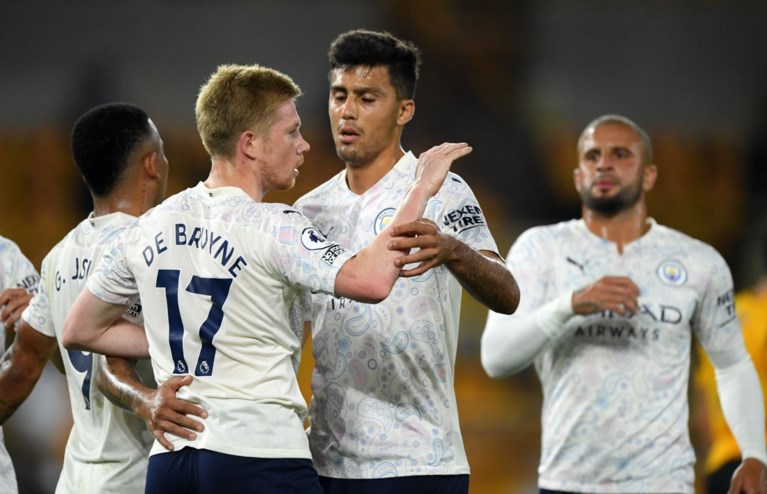 Kevin De Bruyne opent meteen zijn rekening en helpt Manchester City aan felbevochten zege in eerste match