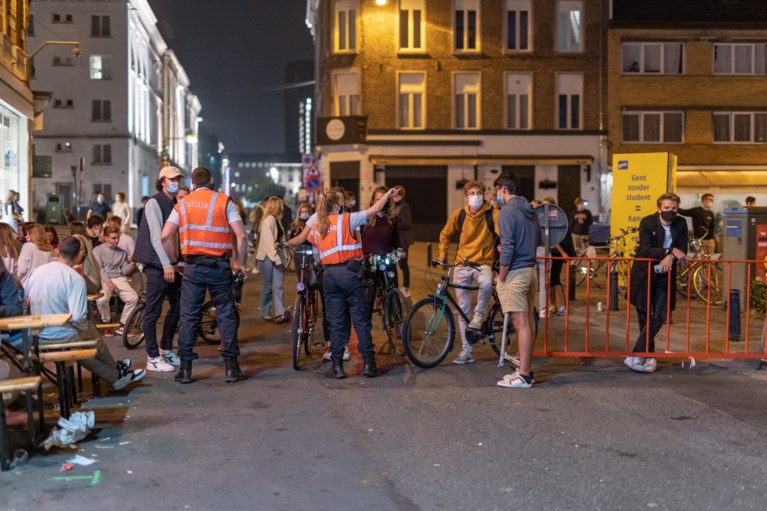 FOTO. Hoe ging het er eigenlijk aan toe in de Overpoort maandagavond?