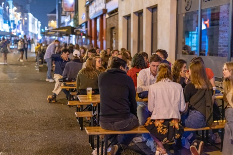 FOTO. Hoe ging het er eigenlijk aan toe in de Overpoort maandagavond?