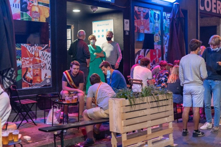 FOTO. Hoe ging het er eigenlijk aan toe in de Overpoort maandagavond?