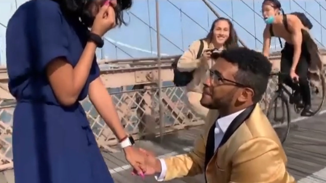 Romantic marriage proposal on iconic bridge goes wrong