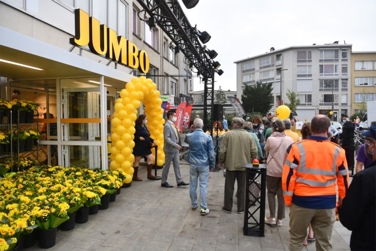 Deurne heeft er sinds vanochtend een tweede Jumbo bij