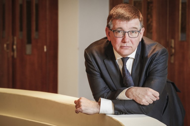 “Vlaamse kiezer genegeerd” en “omkoperij voor postjes”: oppositiepartijen misnoegd over regeerakkoord