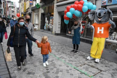 Gezellige Drukte Tijdens Weekend Van De Klant Halle Het Nieuwsblad Mobile