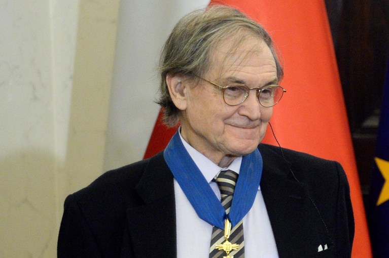 Nobelprijs Natuurkunde gaat naar drie astronomen voor onderzoek naar zwarte gaten