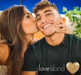 Winnaars ‘Love island’: “Gek dat je geld krijgt om de liefde van je leven te vinden”