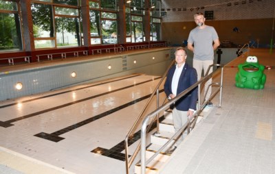 Leegstaand Zwembad Wordt Pop Up Theaterzaal Diksmuide Het Nieuwsblad Mobile
