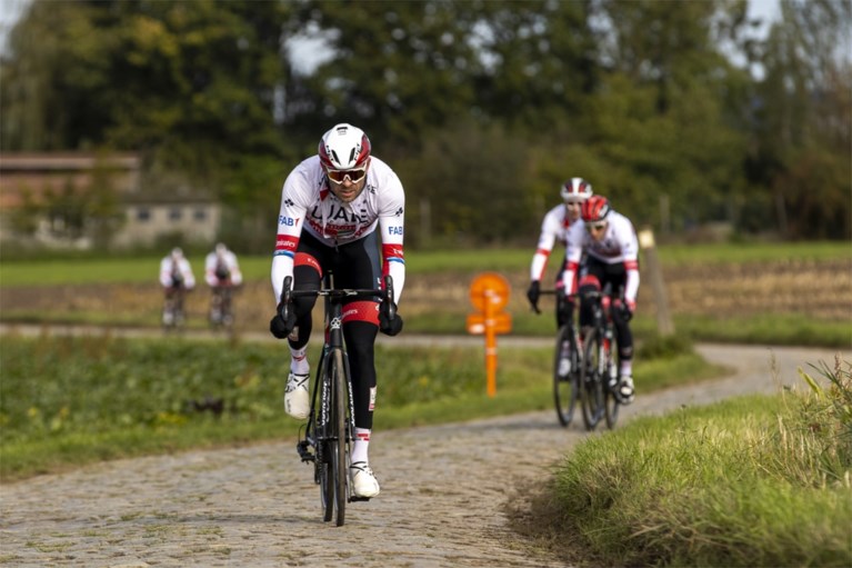 KOERSNIEUWS. Spanjaard Ivan Garcia Cortina hoogst onzeker voor Ronde, Vuelta-selecties lopen binnen