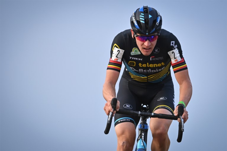 Toon Aerts pakt derde opeenvolgende zege in zware cross in Beringen, Eli Iserbyt opnieuw tweede