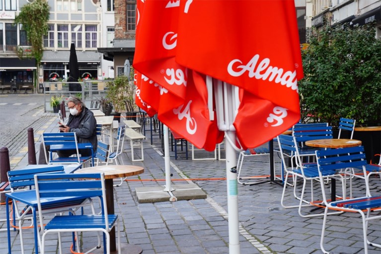FOTO. Van een volle stad naar een gesloten stad op twee dagen