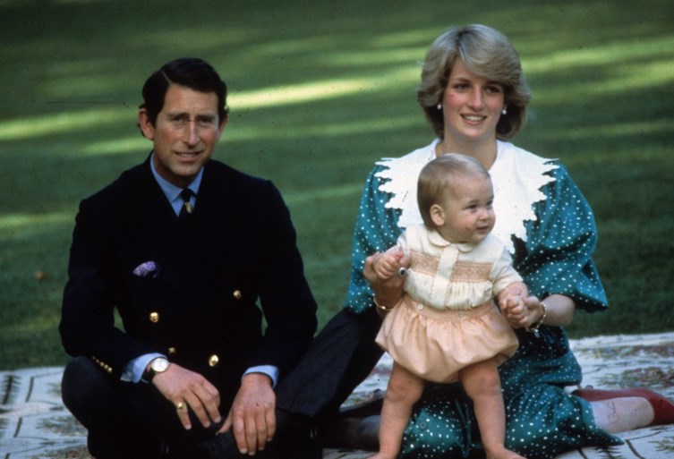 “Prinses Diana wilde dat prins Charles stap opzij zette, zodat William meteen koning kon worden”