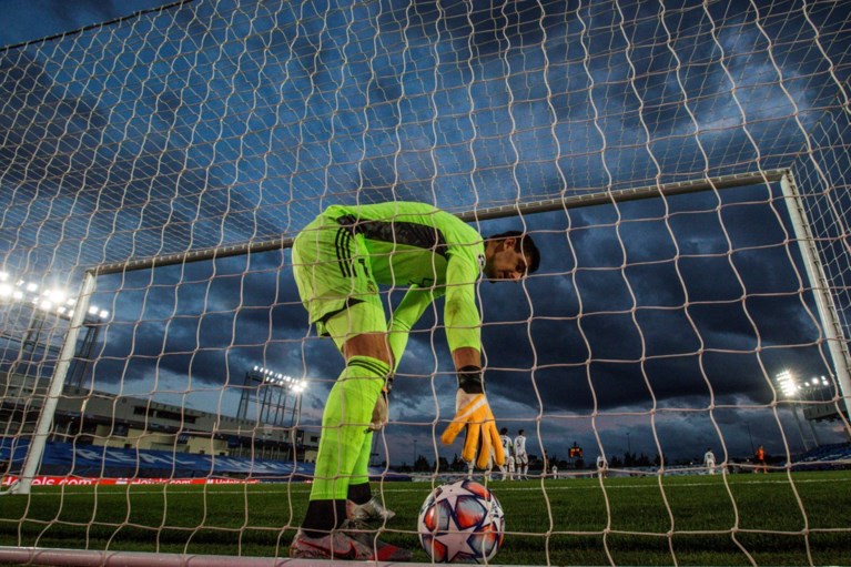Real Madrid en Thibaut Courtois lijden pijnlijke nederlaag tegen B-elftal van Shakhtar Donetsk