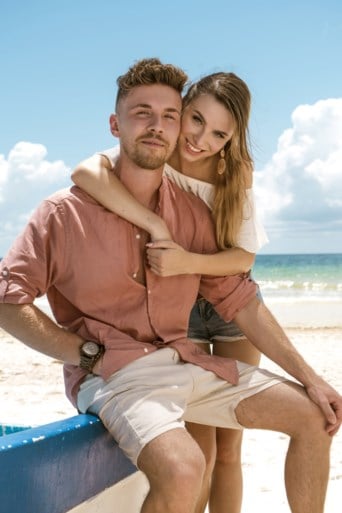 ‘Free love island’, de relatietest waar je met anderen in bed moét duiken, onder toeziend oog van seksuologe en Sean Dhondt