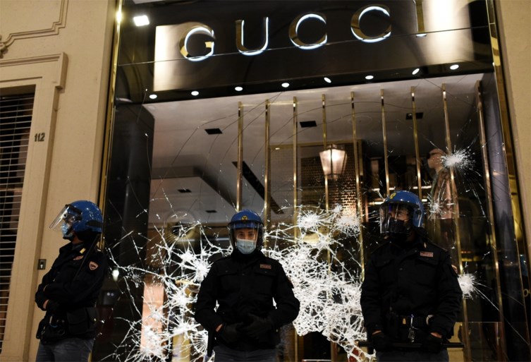Opnieuw incidenten tijdens betogingen tegen coronamaatregelen in Italië