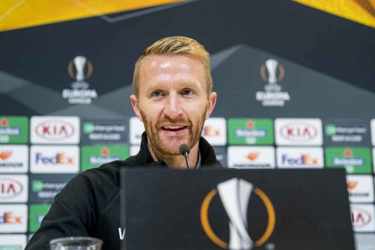 Wim De Decker prikkelt zijn spelersgroep in aanloop naar duel tegen Hoffenheim: “Mooie uitdaging”